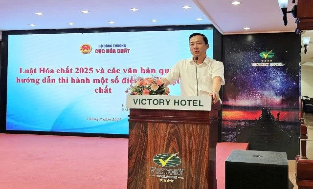 Đẩy mạnh tuyên truyền, phổ biến các quy định trong lĩnh vực hóa chất